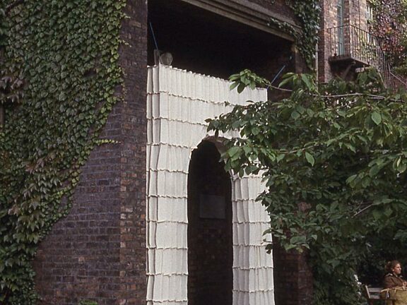 Andrew McDonald, Arch