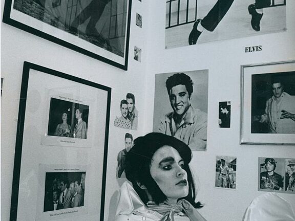 Jane Sanders, Elvis Evils Lives