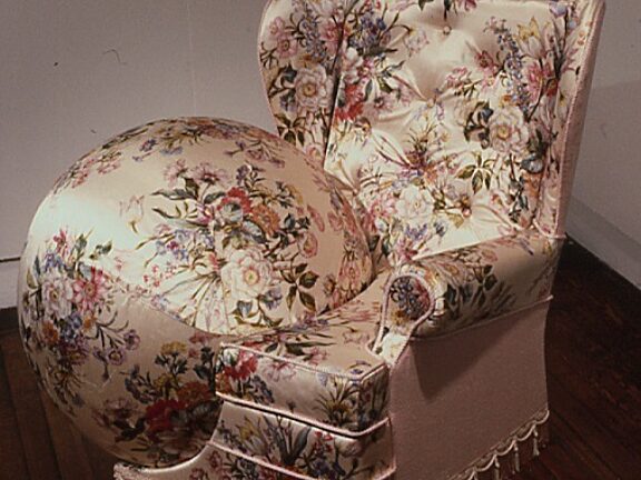 Nina Saunders Hidden Agenda - Are You Sitting Comfortably
