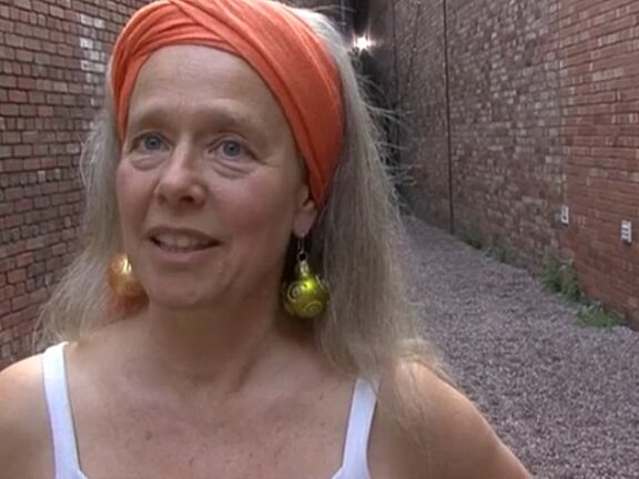 Angie Hiesl Produktion: The making of TWINS - how do I know I am me, 2009