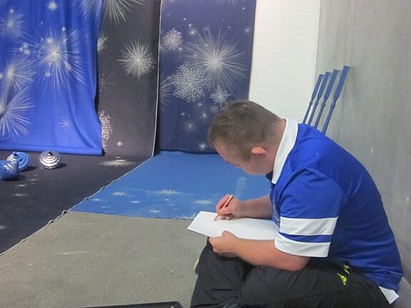 The Day of the Dead of Night: Blue Room explore 3AM