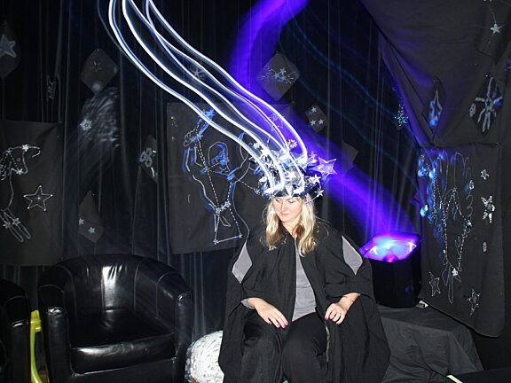 The Day of the Dead of Night: Blue Room explore 3AM