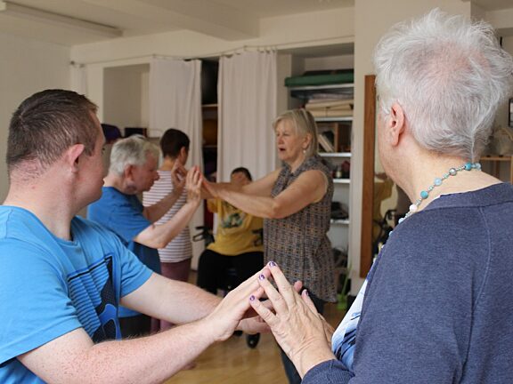 Expanding the Picture, Blue Room dance