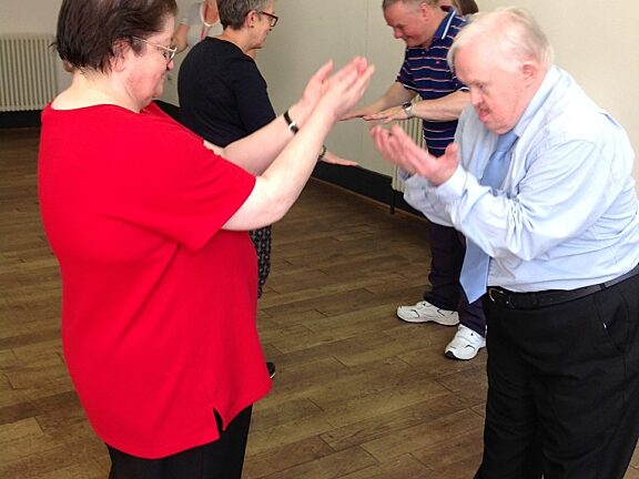 Blue Room explore Siobhan Davies Dance New Work: material / rearranged / to / be