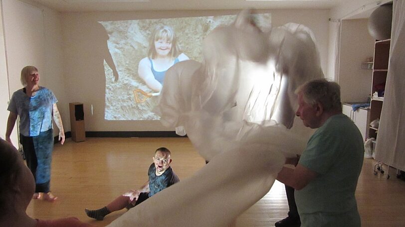 Expanding the Picture, Blue Room dance