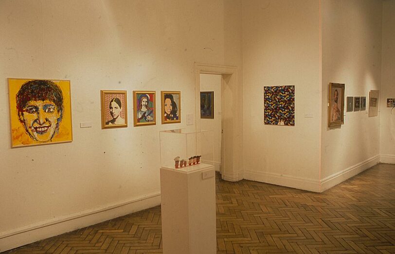 Glitter exhibition