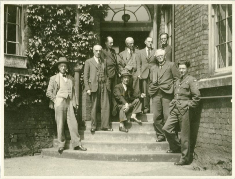 Sandon Studios Society artists in the Bluecoat back courtyard